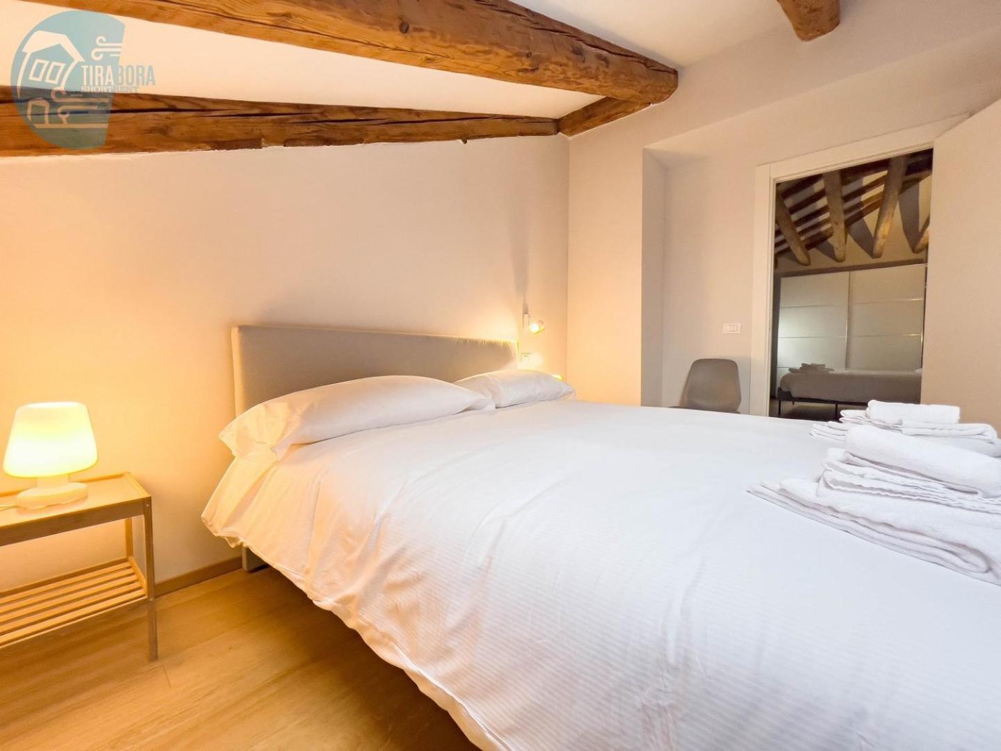 Ferienwohnung Mazzini 9 Tirabora Short Rent Triest Exterior foto