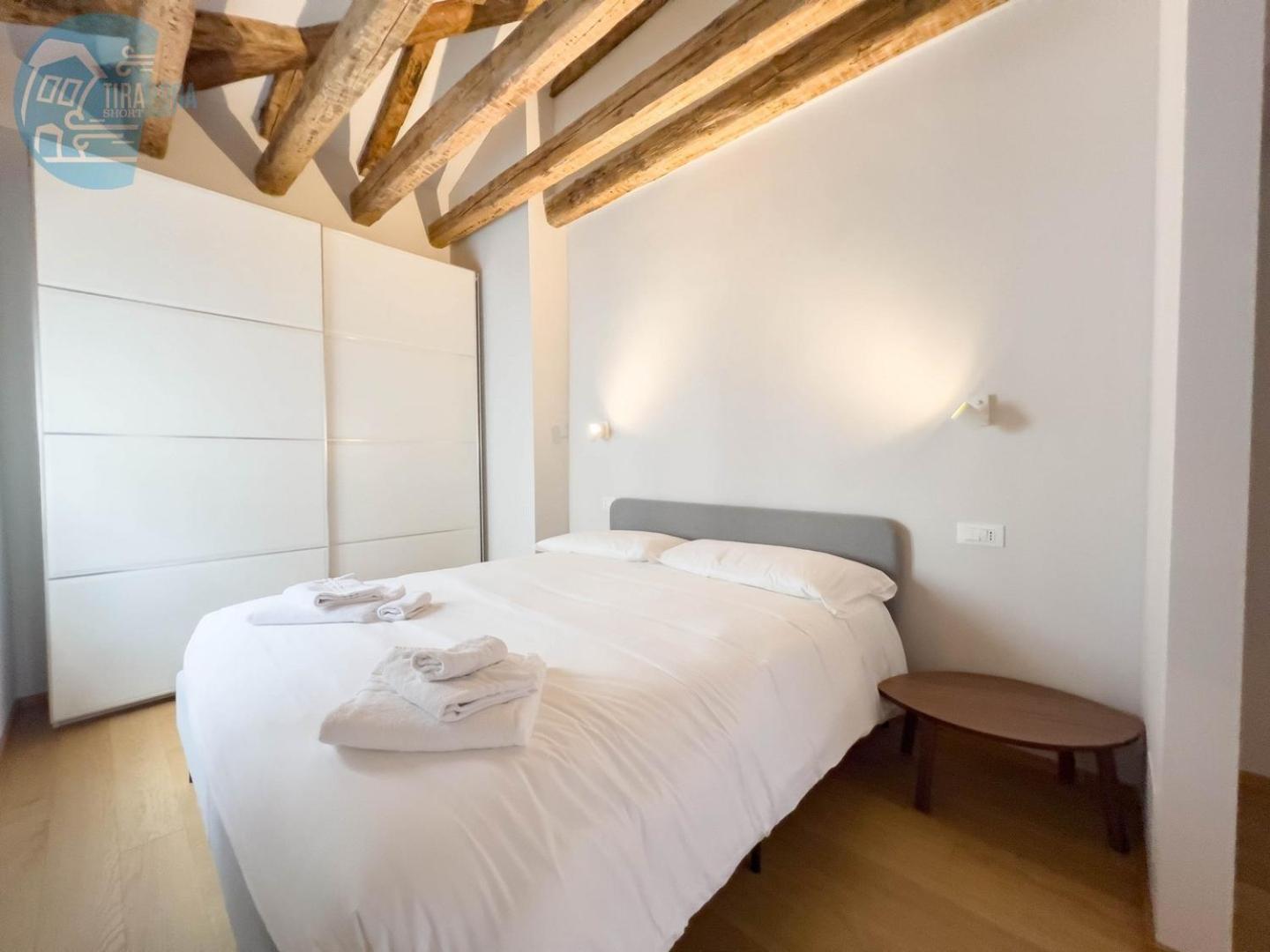 Ferienwohnung Mazzini 9 Tirabora Short Rent Triest Exterior foto